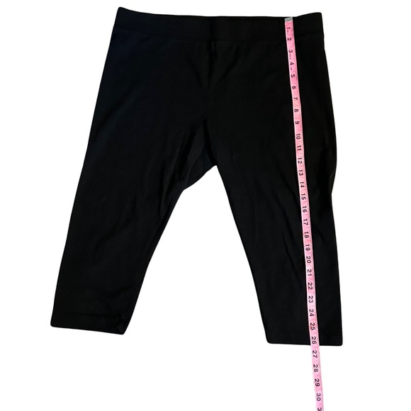 Ava & Viv black Capri leggings 1X - Picture 3 of 8